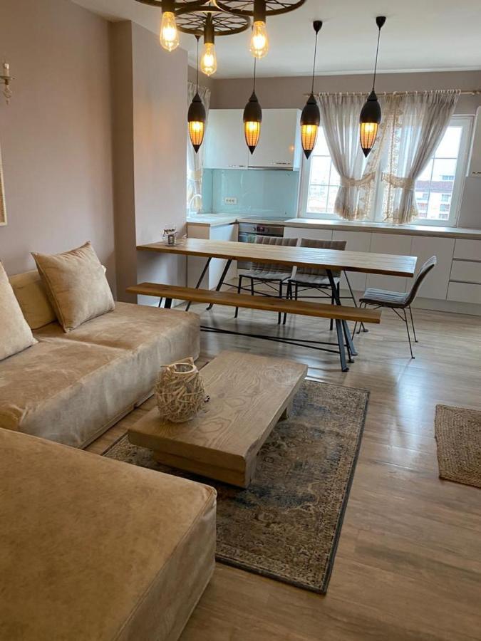 Cozy Lake Front Flat Bequeme Wohnung An Der See Pogradec Eksteriør billede
