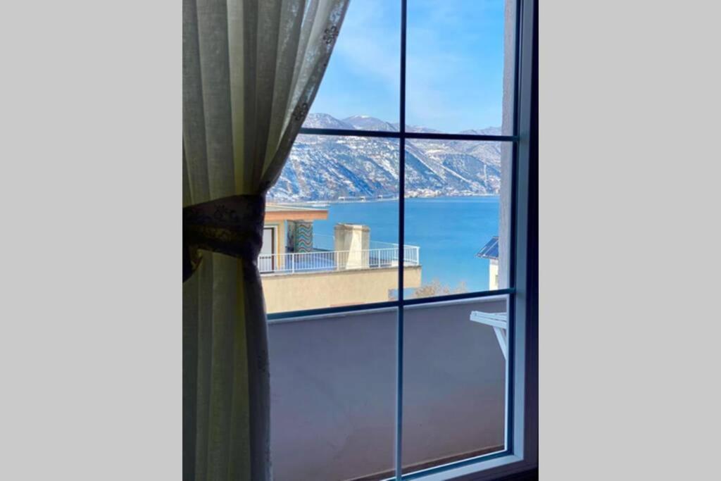 Cozy Lake Front Flat Bequeme Wohnung An Der See Pogradec Eksteriør billede